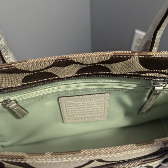 Coach Hampton Madeline Signature Satchel 11557 - Picture 5 of 11